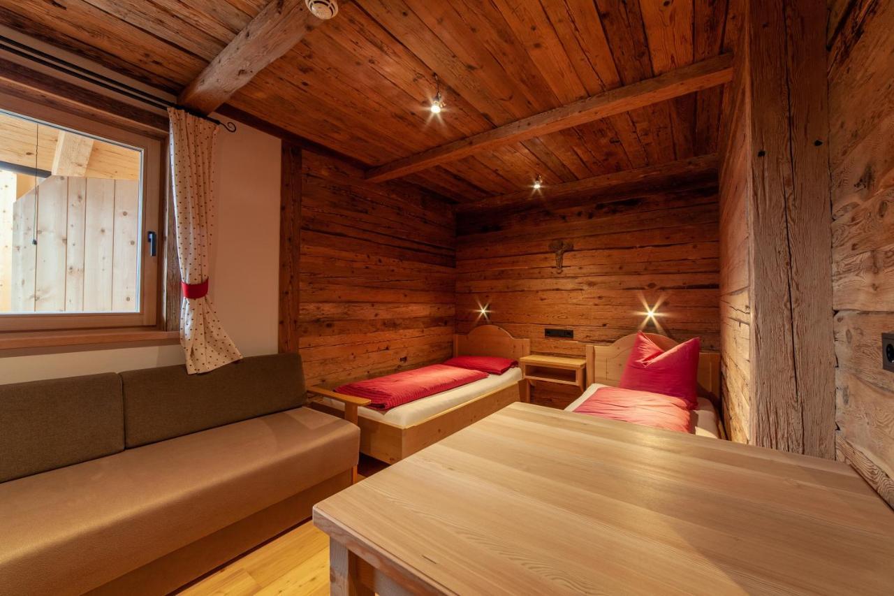Glinzhof Mountain Natur Resort Agriturismo San Candido Eksteriør billede