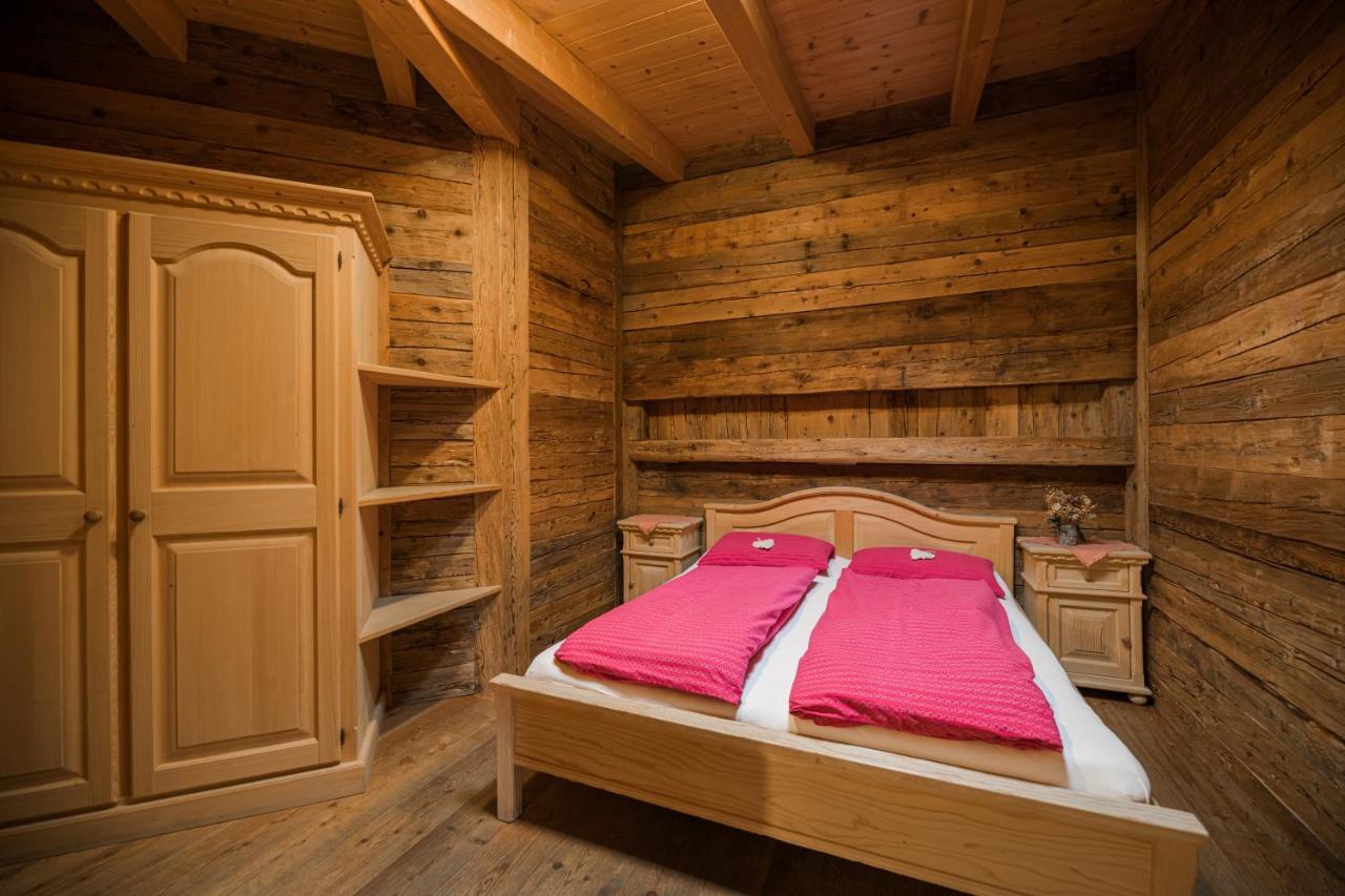 Glinzhof Mountain Natur Resort Agriturismo San Candido Eksteriør billede